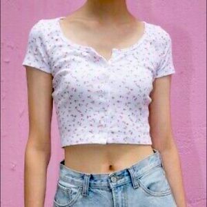 Brandy Melville Zelly Top